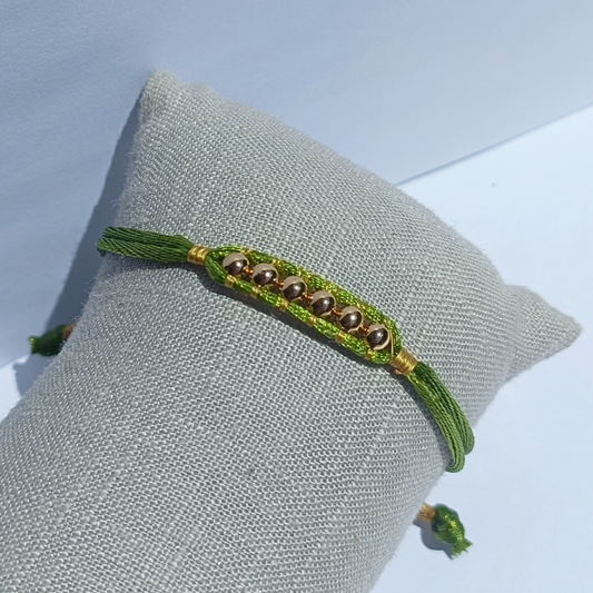 Bracelet perles dorées - Vert clair