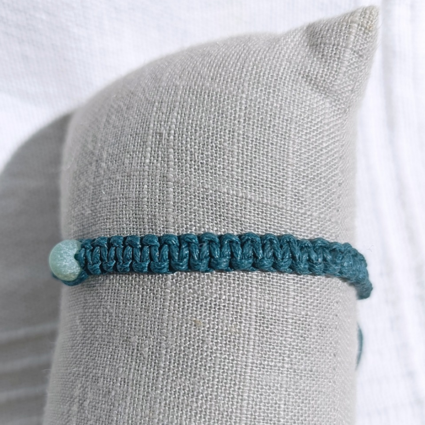 bracelet macramé amazonite, turquoise. fait à la main, unique